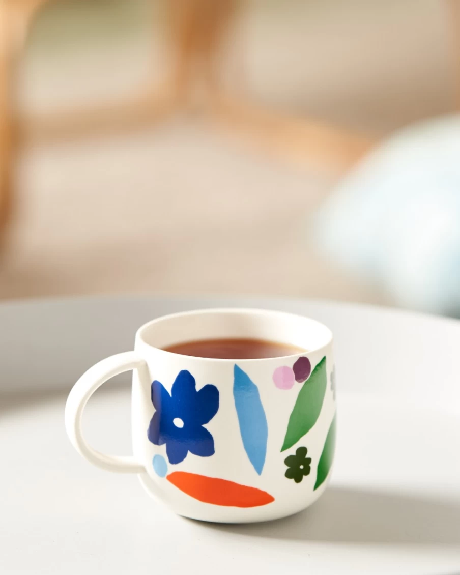 Robert Gordon Mug - Up Close Design by Claire Ritchie - Ceramic Coffee Cup