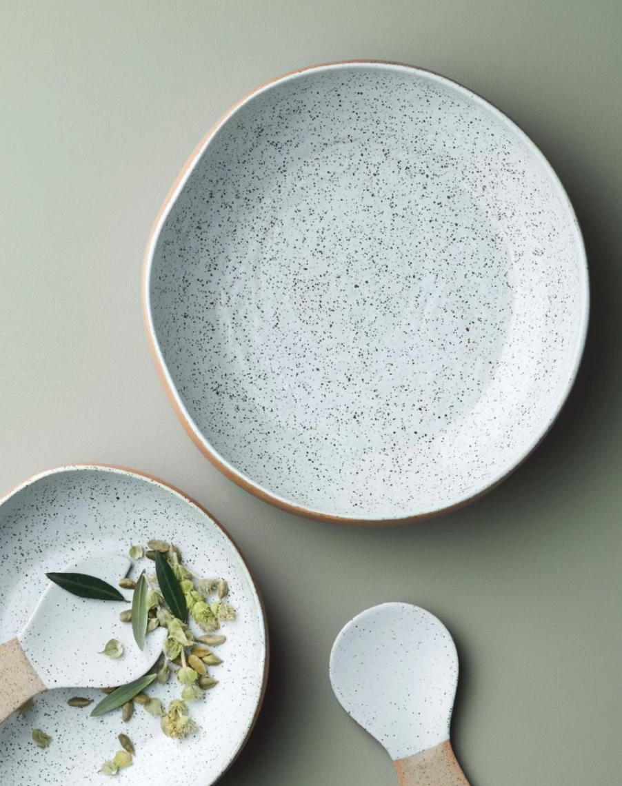Robert Gordon Large Salad Bowl – Garden to Table Ceramic Serving Dish for Fresh Greens