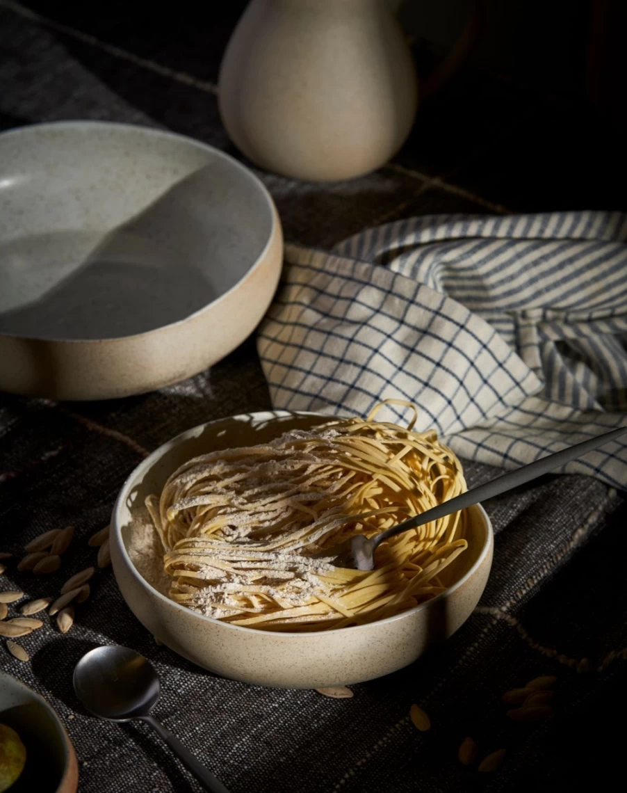 "Robert Gordon Ceramic Garden To Table Serving Bowl – Handcrafted Dining & Entertaining"