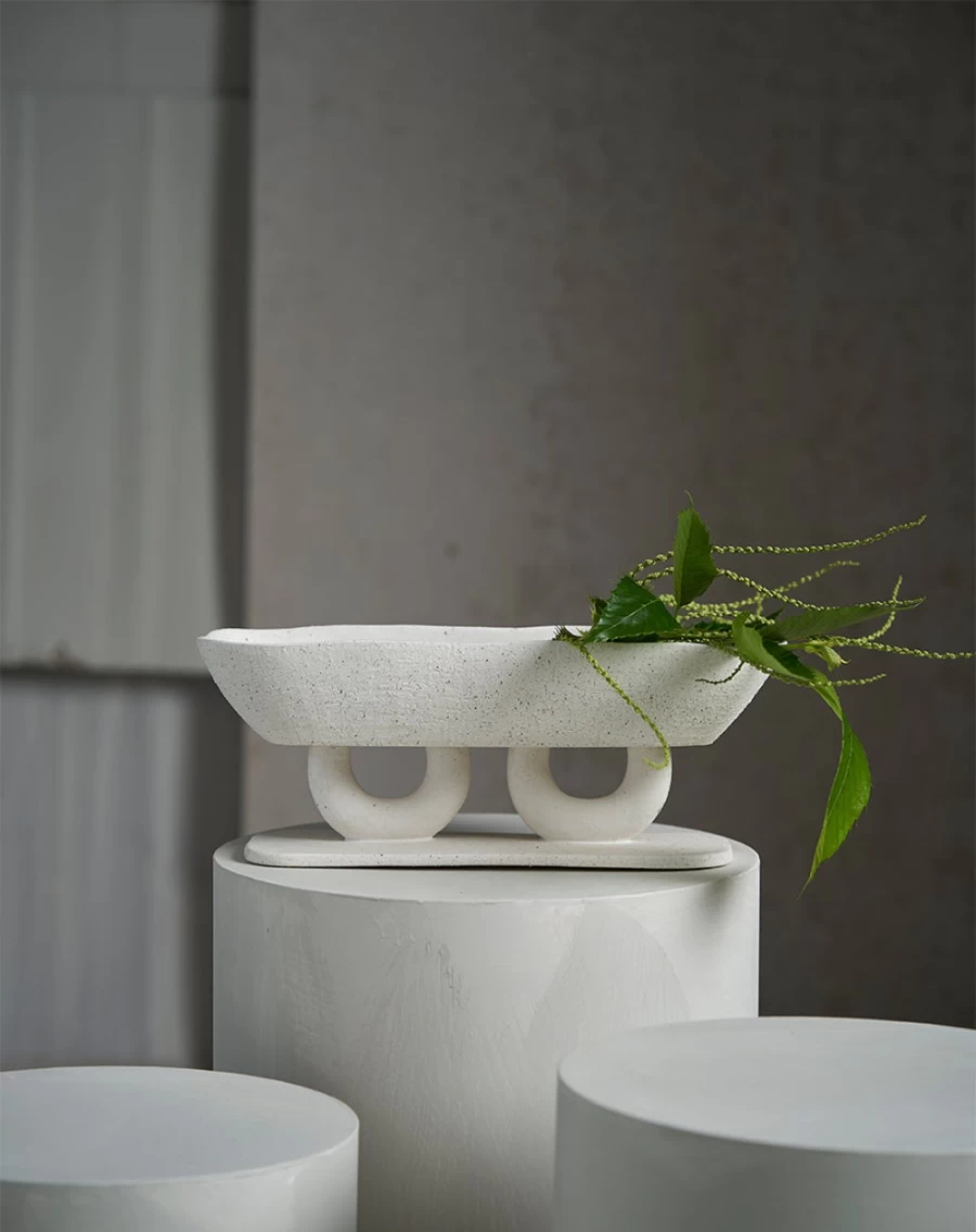 Robert Gordon Origin Halo Stand - Premium Decorative Display Stand