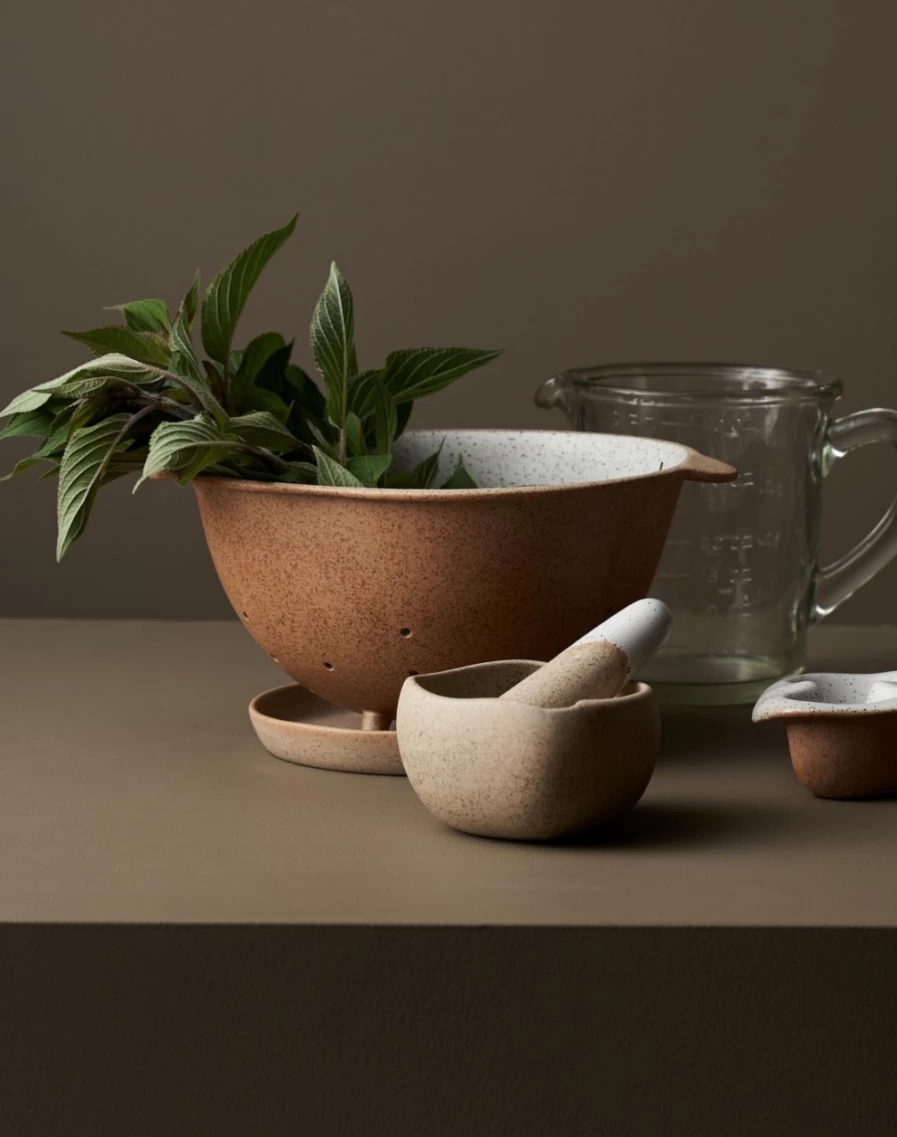 Robert Gordon Stone Mortar and Pestle Set for Garden to Table Fresh Herb Grinding