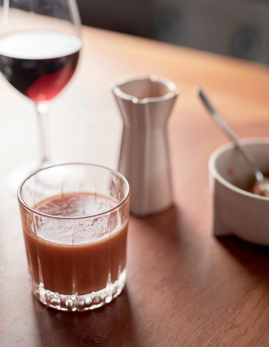 Robert Gordon Mauve Mini Carafe - Elegant Small Pitcher for Water or Wine, Rga X Movida Collection