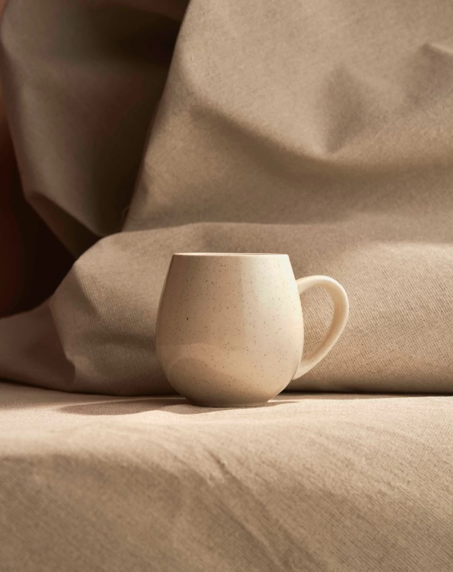 Robert Gordon Speckled White Hug Me Mugs - Ceramic Coffee Cup