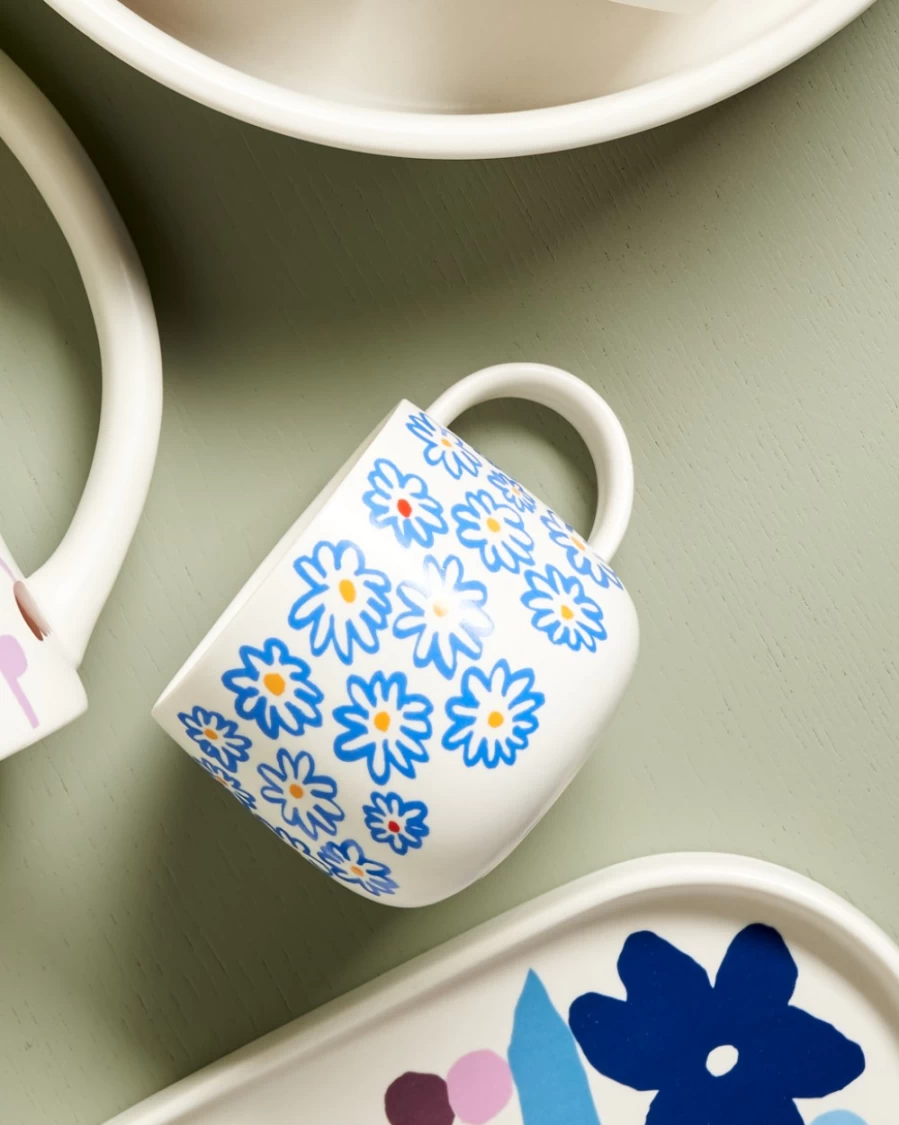 Robert Gordon Floral Heart Mug - My Mug Collection by Xclaire Ritchie