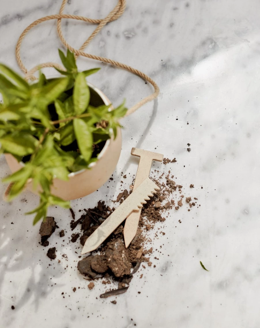 Robert Gordon Handy Little Things Herb Stakes - Decorative Plant Markers for Garden Herb Identification